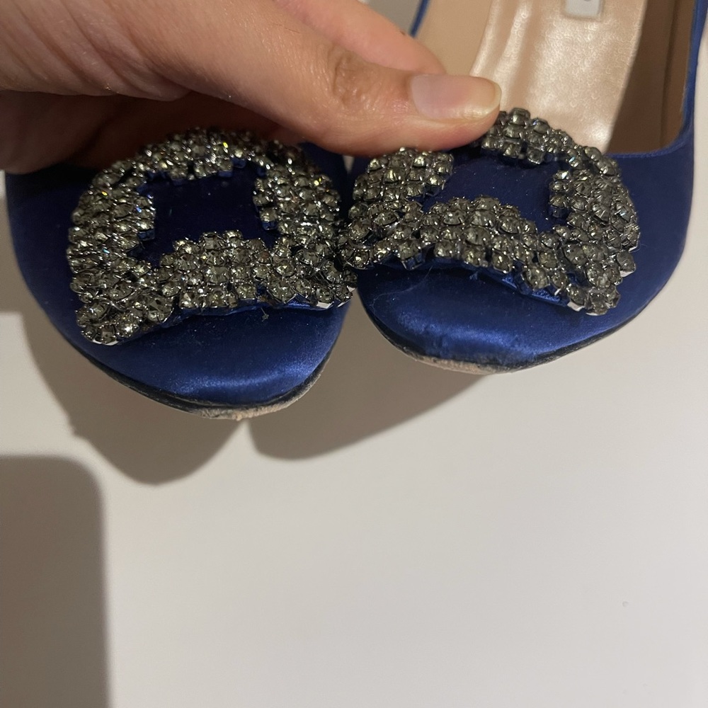 Manolo Blahnik Hangisi - Picture 9 of 11